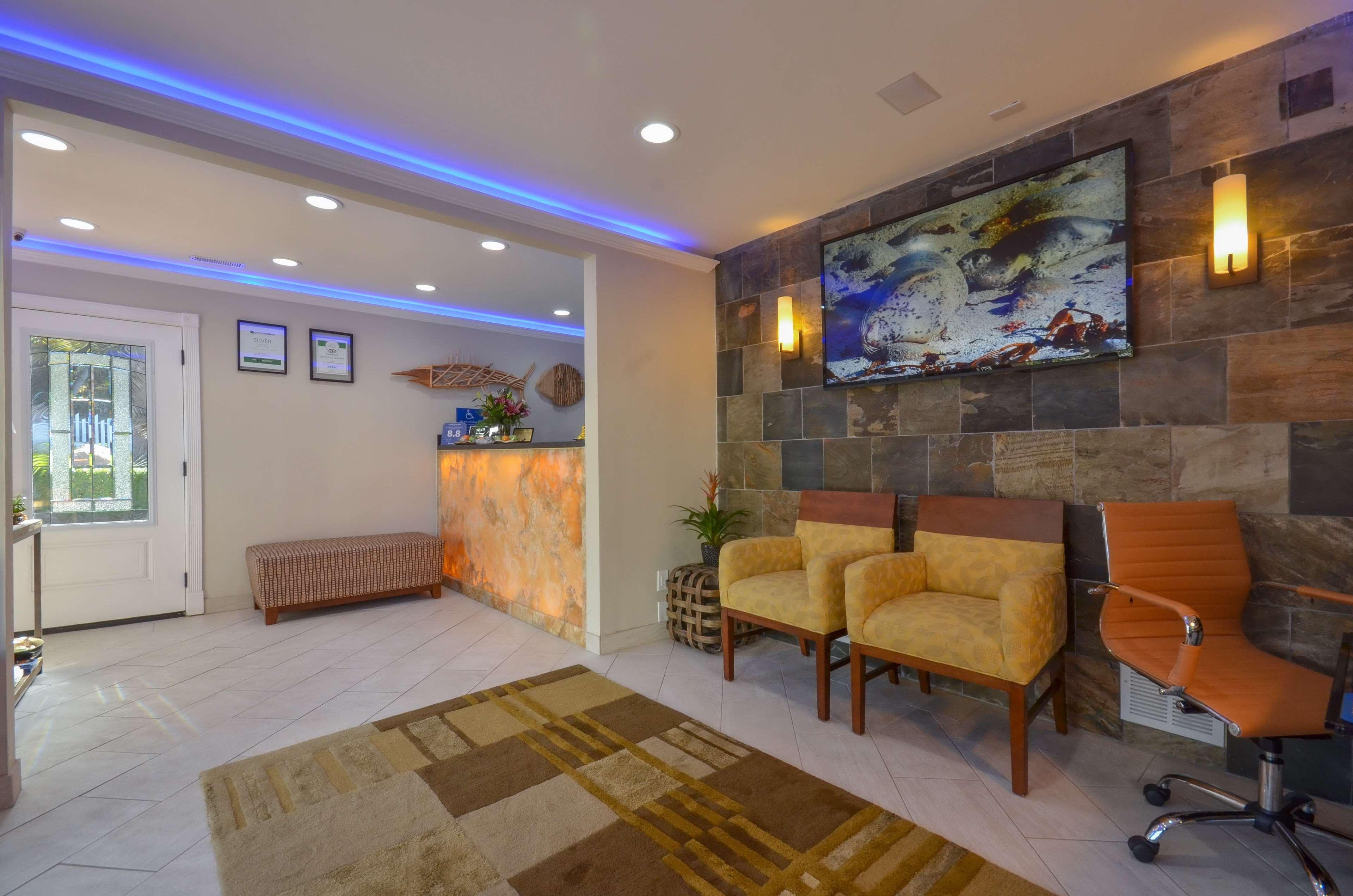 Best Western The Inn & Suites Pacific Grove Eksteriør billede