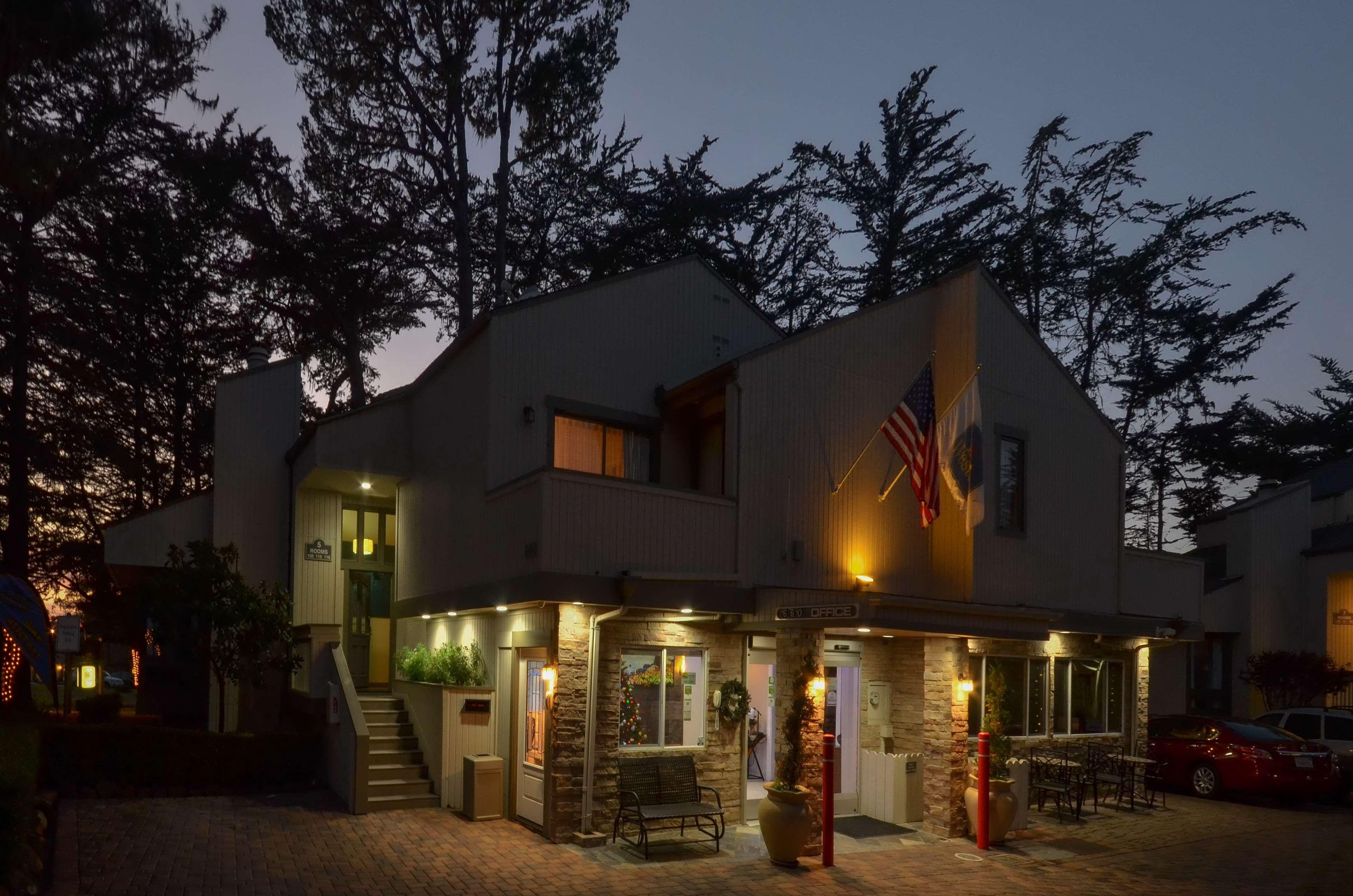Best Western The Inn & Suites Pacific Grove Eksteriør billede