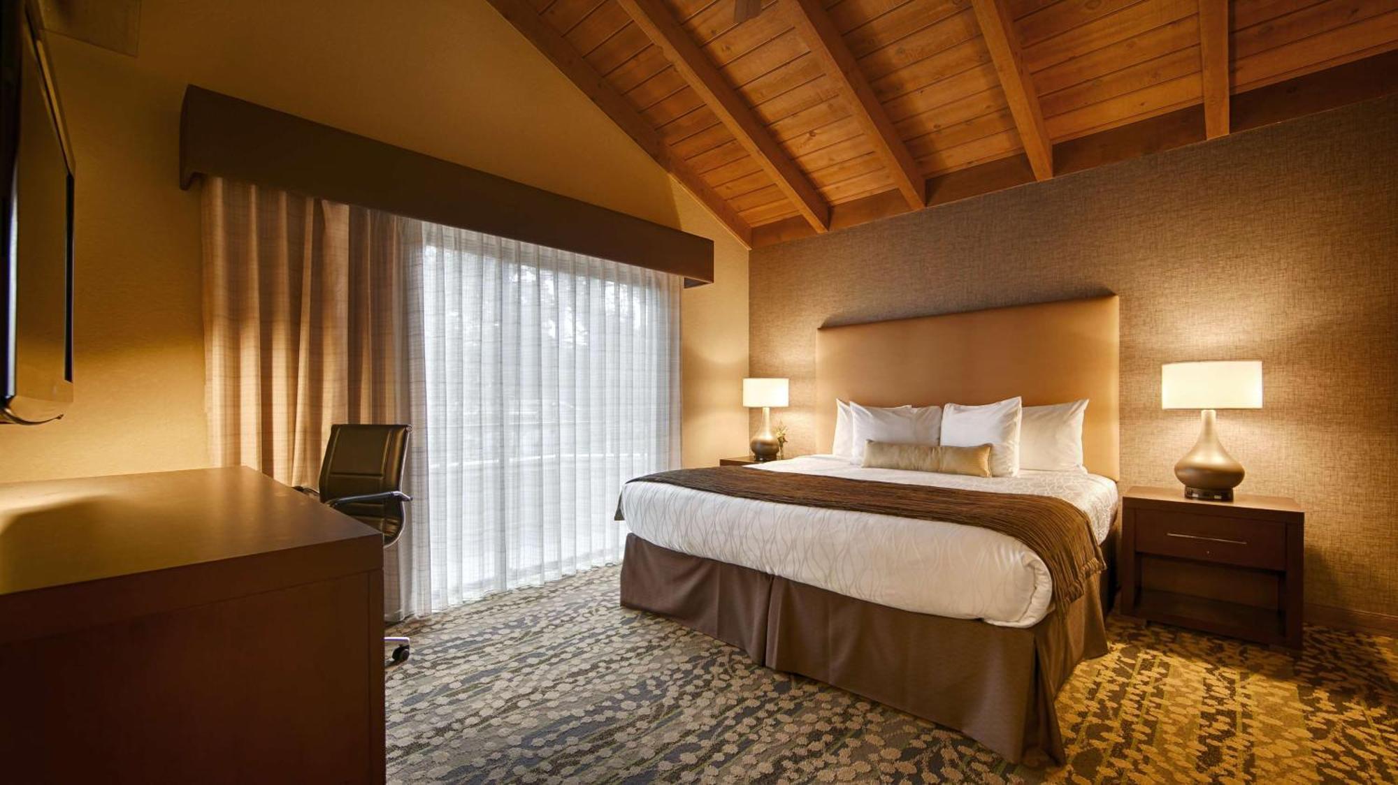Best Western The Inn & Suites Pacific Grove Eksteriør billede