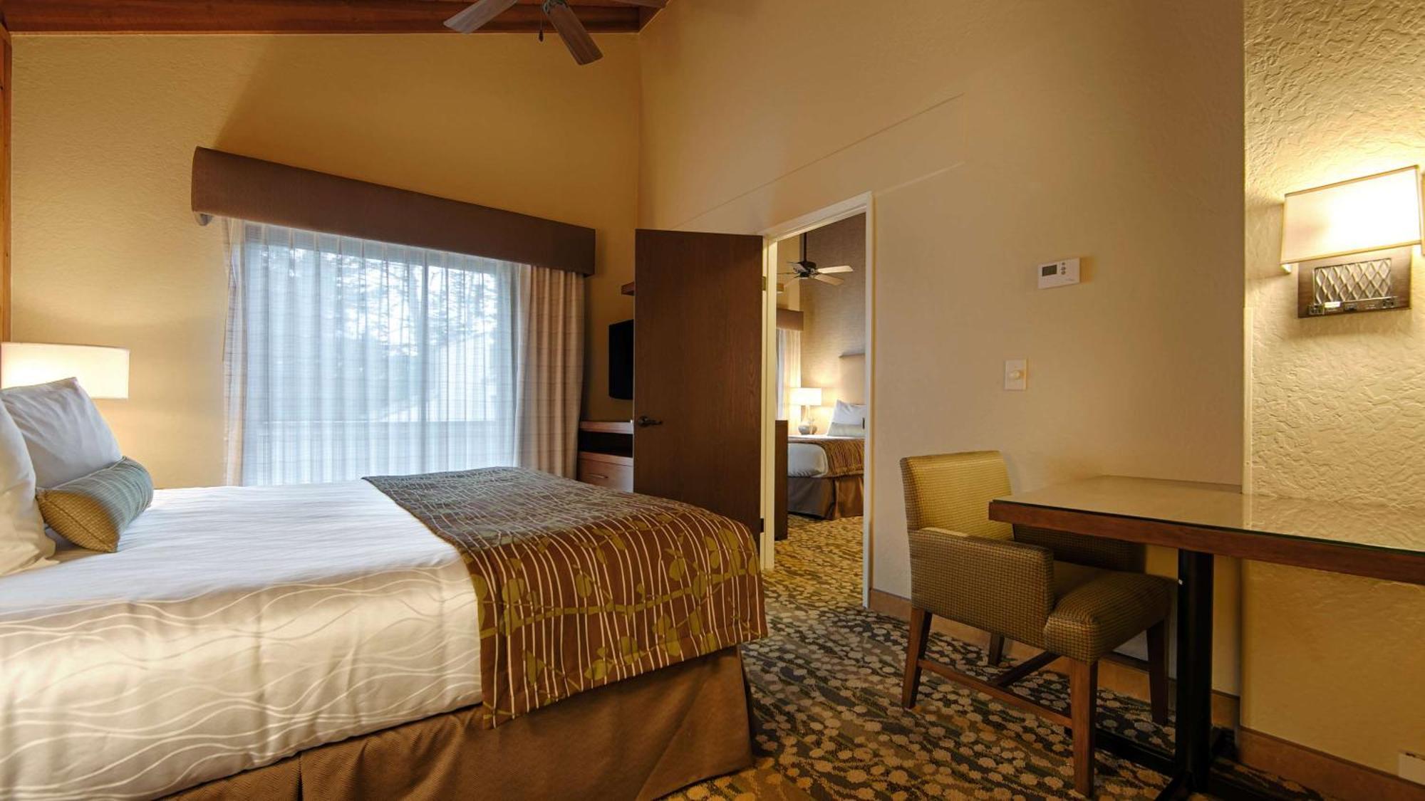 Best Western The Inn & Suites Pacific Grove Eksteriør billede